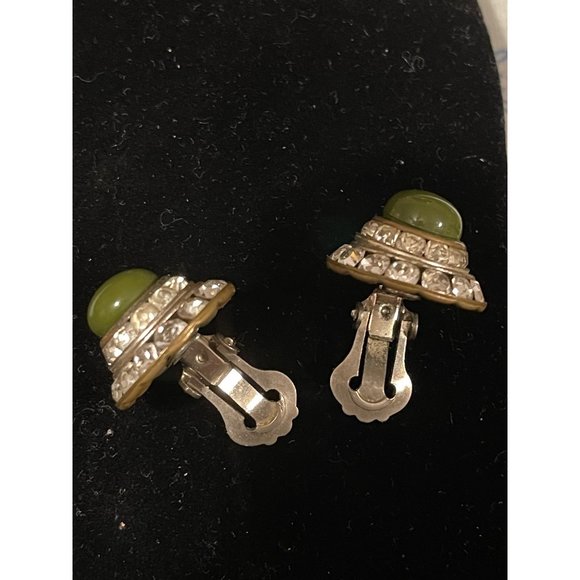 Vintage Jadeite And Rhinestones Circular Clip Earrings - Picture 4 of 6